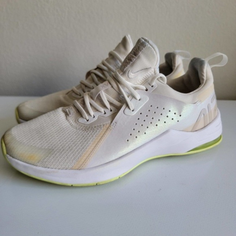 Nike Women Air Max Bella TR 3 Cross Training Shoe Pearl White Size 9 CV0195 100